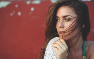 Annabel eyres long blowing hair - annabel eyres free wallpaper for desktop