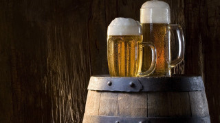 Two beer mugs barrel wooden - adolf bierbrauer free wallpaper