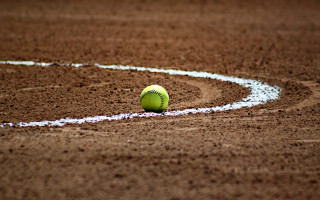 Tennis ball dirt circle white - free sports wallpaper