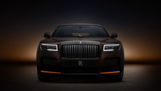 Black rollsroyce dimlylit room black - room free wallpaper