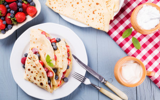 Fruit crepes yogurt pasteal food - panfuturism free wallpaper for desktop