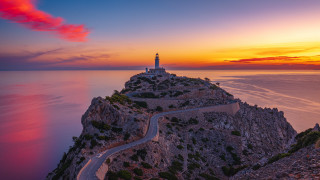 Lighthouse cliff ocean sunset red - the edge free wallpaper