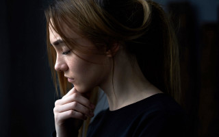 Woman profile brownhair closedeyes portrait - daniel lieske free wallpaper