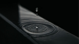 Water droplet abstract ultrafine greyscale - abstract illusionism free wallpaper