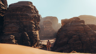 Desert man rocks sand sky - amir zand free wallpaper