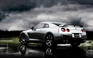 White sports car reflection dream - a white sports car free wallpaper