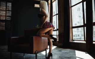 White hair gothic room tiltshift - a chair in a room free wallpaper for desktop