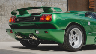 Green sports car red tail - a green sports car free wallpaper for desktop