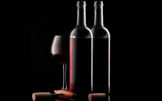 Wine bottle glass corkscrew arabesque - cao zhibai free wallpaper