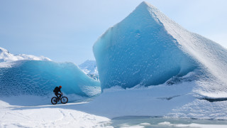 Iceberg biker snowy landscape blue - dave allsop free wallpaper