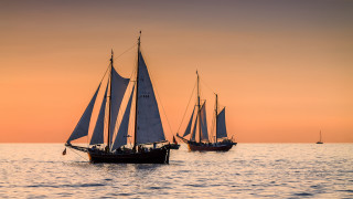 Sailboats ocean sunset clouds bernd - photography free wallpaper