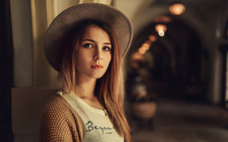 Elina karimova hat sweater portrait - free vintage wallpaper