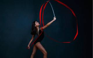 Woman blackbodysuit redribbon sword blackbackground - elizabeth polunin free wallpaper