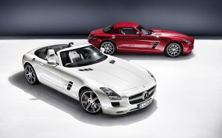 Mercedes sports cars studio gradient - a studio setting free wallpaper
