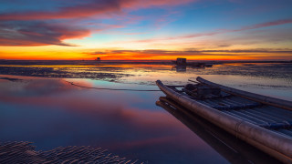 Beach boat sunset clouds reflection - a boat free wallpaper