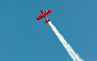 Red plane blue sky white - objective abstraction free wallpaper