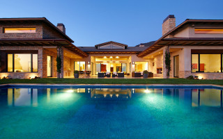Large house pool night lights 2 - a large house free wallpaper