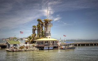 Boat pier lighthouse flag ocean - hdr free wallpaper