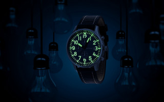 Watch green glow dark room - new objectivity free wallpaper