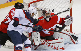 Hockey goalie blocking shot renaissance - renaissance oil painting free wallpaper