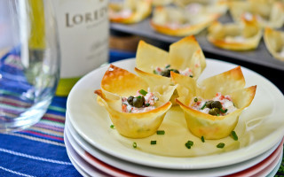 Food wine plate blurry depth - carpoforo tencalla free wallpaper