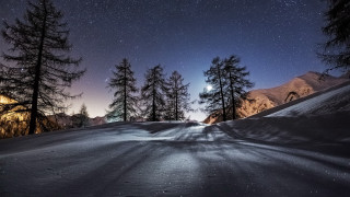 Night sky full moon snowy - a night sky free wallpaper