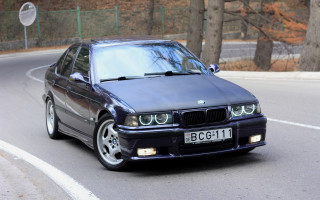 Blue car street forest fenced - edi rama free wallpaper