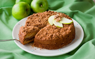 Cake slice plate apples green - a slice free wallpaper