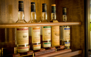 Shelf liquor wine glass product - the shelf free wallpaper