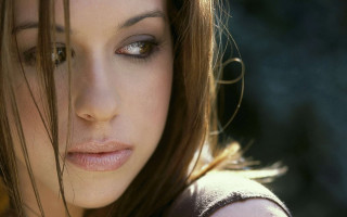 Alice mason hyperrealistic portrait serious - long hair and a ring free wallpaper