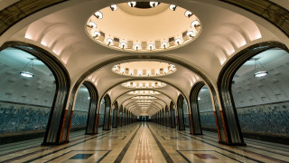 Long hallway art deco chandelier - a long hallway free wallpaper