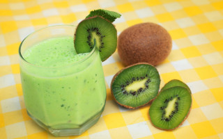 Kiwi drink halved kiwi side - cui bai free wallpaper