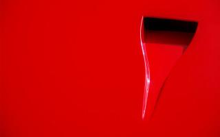 Red wall black handle white - a black handle free wallpaper for desktop