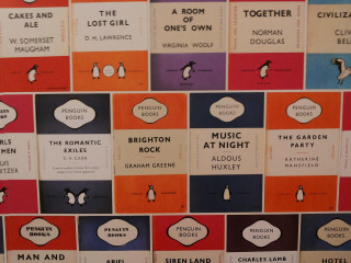 Books wall penguins names shelf - different color free wallpaper