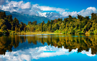 Lake trees mountains blue sky 16 - tree and mountains free wallpaper