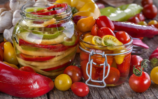 Pickles tomatoes vegetables wooden surface - a wooden surface free wallpaper