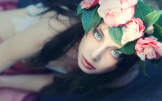 Woman flower hair gothic photorealistic - anka zhuravleva free wallpaper