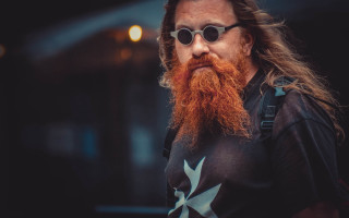 Red beard glasses star cyberpunk - andrey esionov free wallpaper