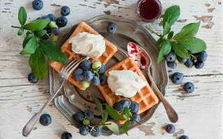 Waffles blueberries coffee fork spoon - a fork free wallpaper