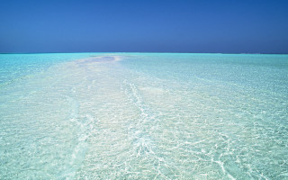 Beach water boat blue sky - free ship wallpaper