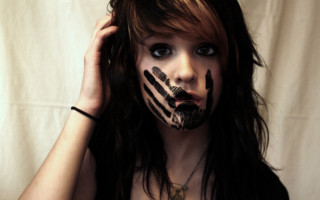 Painted hands woman black shirt - shock art free wallpaper