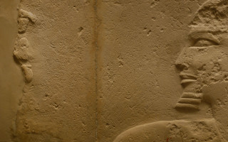 Stone carving egyptian art faces - hand free wallpaper