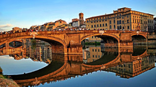 Bridge river buildings people renaissance - renaissance free wallpaper