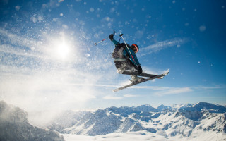 Skier air mountains sunset stars - a skier free wallpaper