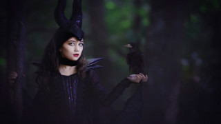 Gothic fantasy woman bird horns - horn free wallpaper