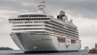 Cruise ship dock cloudy sky 2 - cloudy free wallpaper