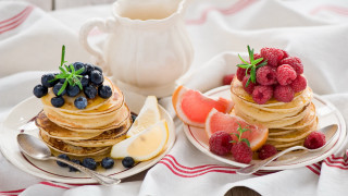Pancakes berries cream milk plate - fruit free wallpaper