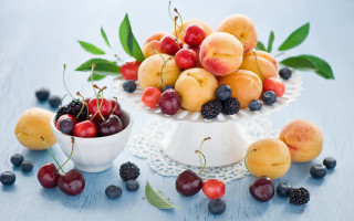 White bowl fruit table berries - fruit free wallpaper
