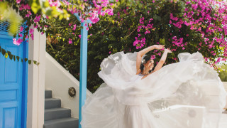Woman white dress dancing pink - a blue door free wallpaper