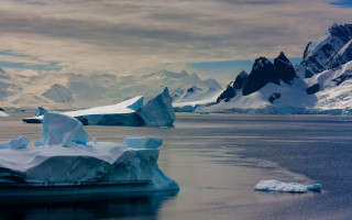 Iceberg lake mountains snowy peaks - a large iceberg free wallpaper